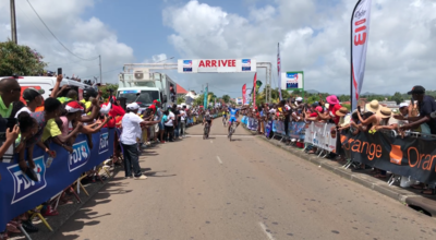 Tour cycliste 2023 : victoire de Sonny Cadet sur la 7ème étape