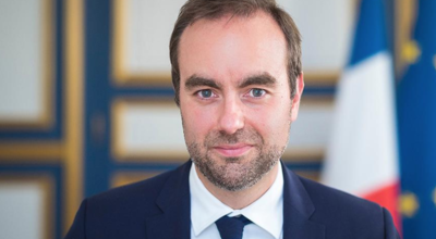Crise sociale : le ministre des Outre-Mer en route pour les Antilles