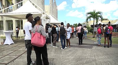 Les nouveaux étudiants font leur rentrée
