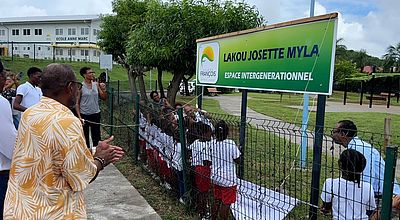 Inauguration d'un parc intérgénérationnel au François