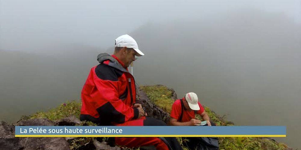 Balises Gps Sur La Montagne Pelée