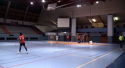 Sport : futsal, hand et basket au programme