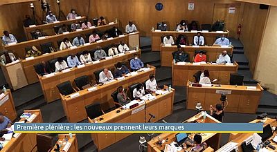 Première plénière : les élus prennent leurs marques