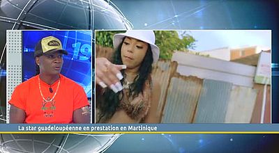 La star guadeloupéenne en prestation en Martinique