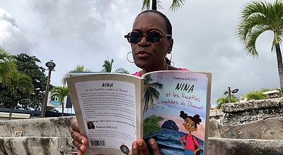 Livre : dans les pas de "Nina", les enfants découvrent la Martinique