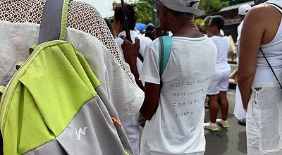 Ich Matinik, bon épi violans : marche blanche contre l'escalade de la violence en Martinique