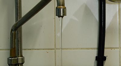 video | Coupures d'eau : les commerçants obligés de s'adapter