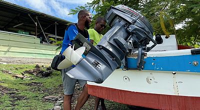 Bateau volé : un pêcheur récupère son embarcation à Sainte-Lucie